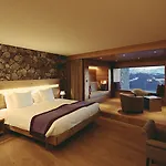 Chetzeron Mountain Boutique Hotell 4*