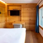 Chetzeron Ski-in & Ski-out Hotel 4*