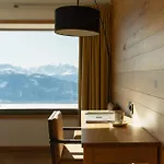 Chetzeron Ski-in & Ski-out Hotel 4*