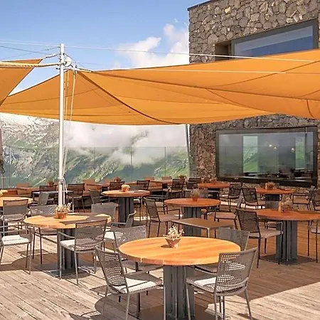 Chetzeron Mountain 크란스몬타나