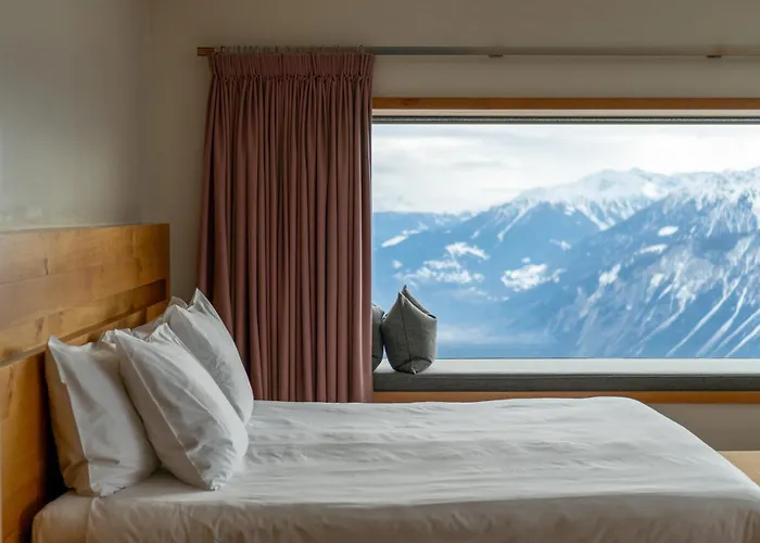 Chetzeron Ski-in & Ski-out Hotel Crans-Montana